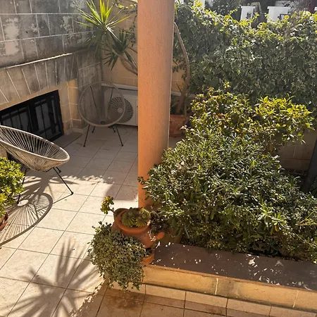 A Peaceful Retreat In A Tranquil Area Yet Conveniently Close To The Vibrant Centre Of Malta *